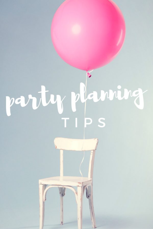 Are you planning a party and in need of a little help? Here's a really simple guide to easy party planning tips.