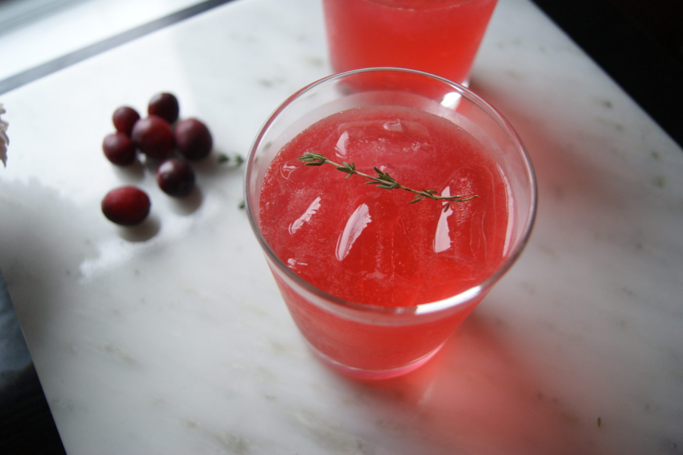 gin-tonic-cranberry