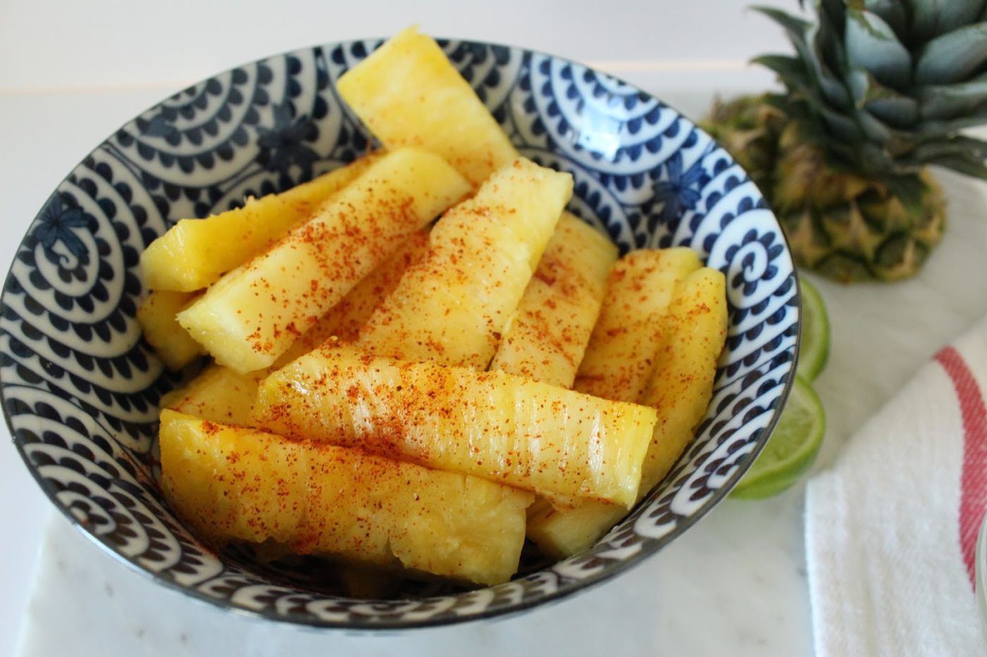 cayenne-pineapple-wedges