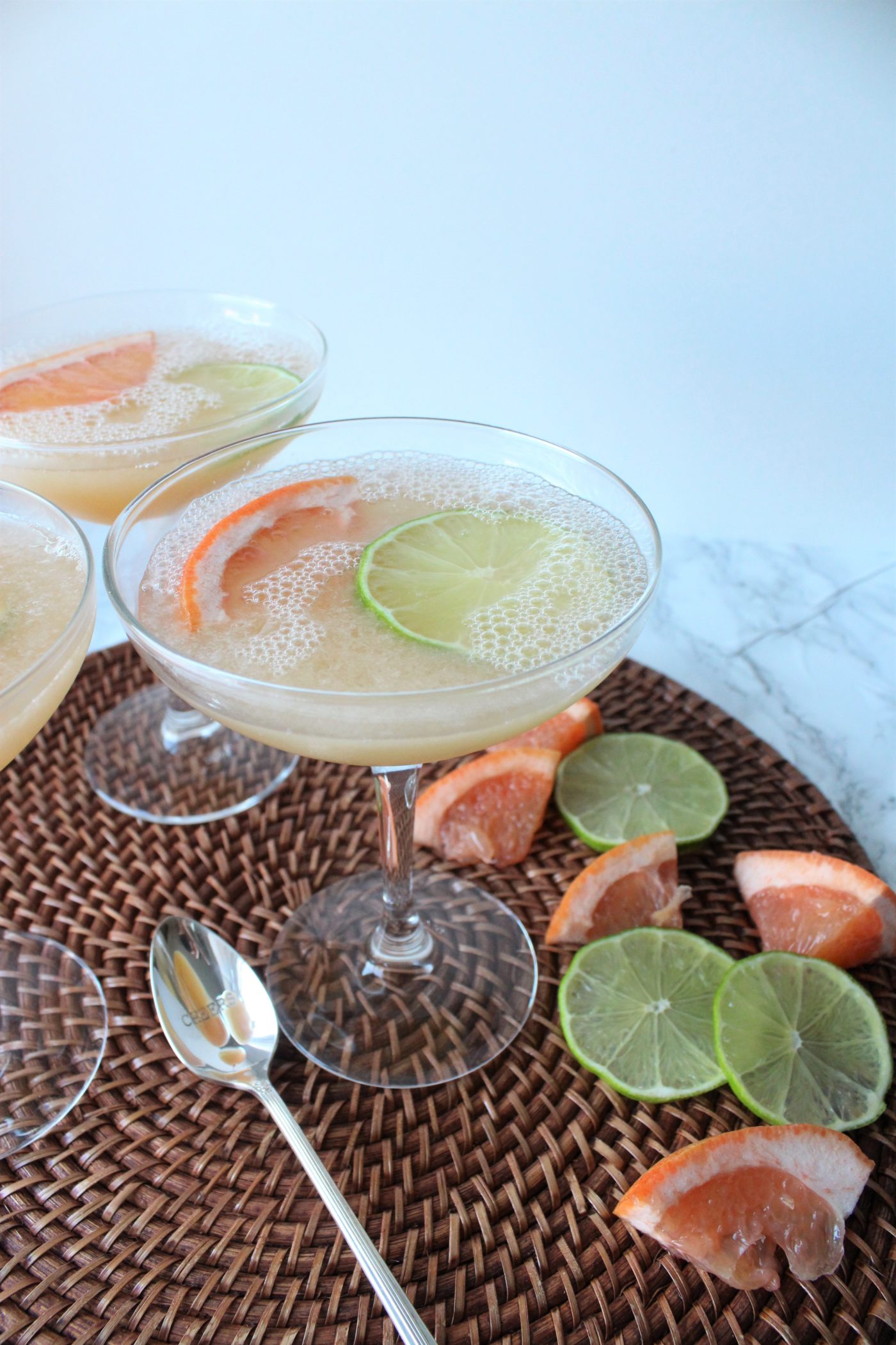 Frozen Paloma recipe - a refreshing beverage for summer | via Eat.Drink.Frolic.