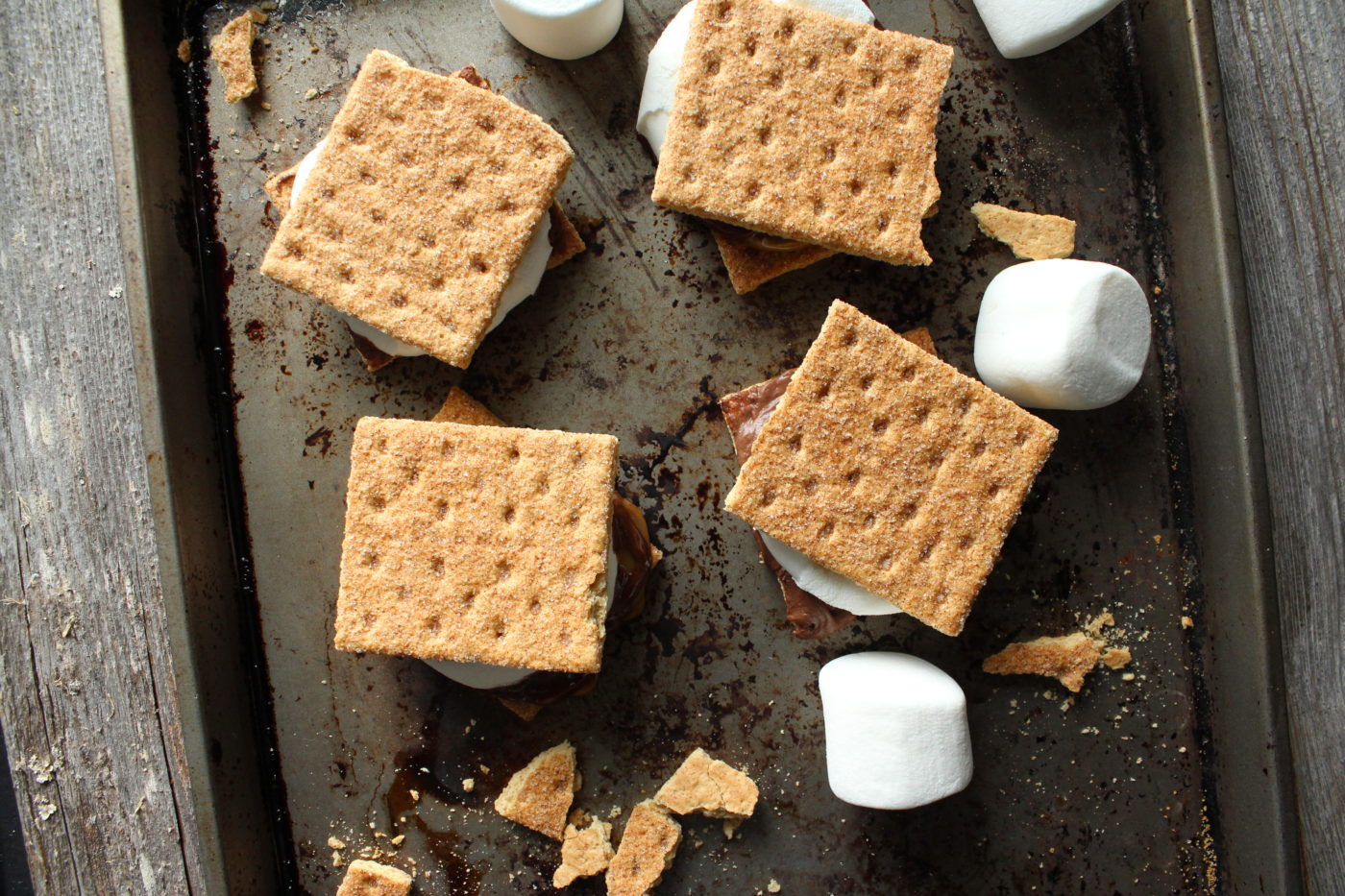 Easy indoor s'mores | Eat.Drink.Frolic.