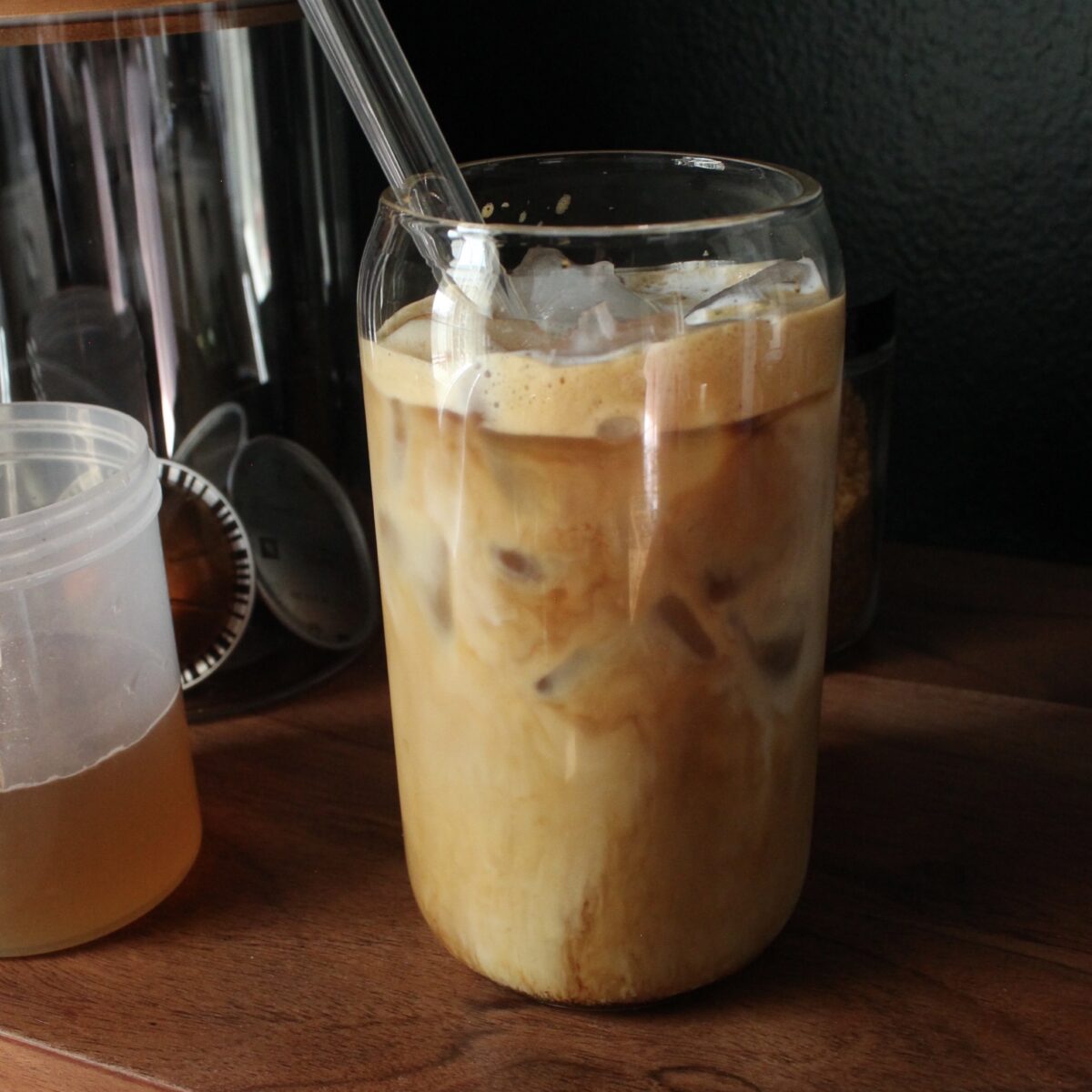 Iced Honey Cinnamon Lattes Recipe - The Cookie Rookie®